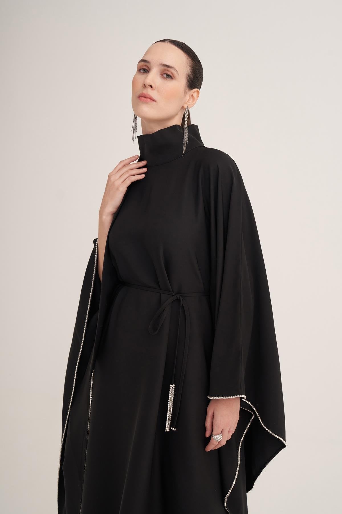 LILAH KAFTAN - BLACK